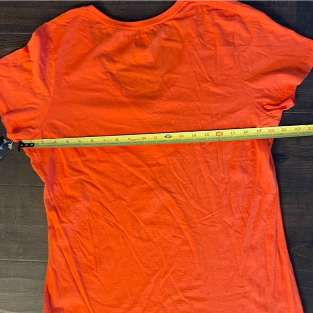 NWT MAJESTIC Denver Broncos NFL Shortsleeve V-Neck Tee Shirt Orange Size XL‎ - Picture 7 of 7